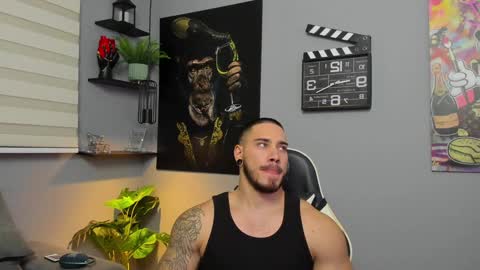 Snapshot of giorgio_leone2 chatting on 12/11/24, 11:21 Giorgio leone online show from 12/11/24, 11:21