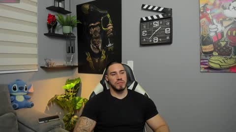 Snapshot of giorgio_leone2 chatting on 01/04/25, 12:27 Giorgio leone online show from 01/04/25, 12:27