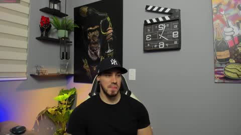 Snapshot of giorgio_leone2 chatting on 01/09/25, 11:13 Giorgio leone online show from 01/09/25, 11:13