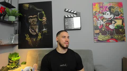 Snapshot of giorgio_leone2 chatting on 02/06/25, 10:53 Giorgio leone online show from 02/06/25, 10:53