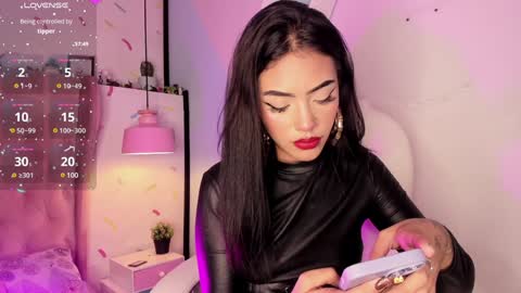 Giovanna  online show from 02/07/25, 03:55