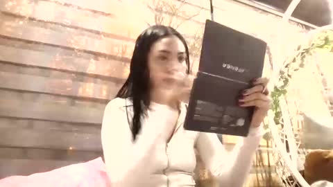 giovanna_oliveria online show from 12/20/25, 11:01