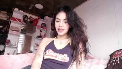 giovanna_oliveria online show from 03/25/26, 09:54