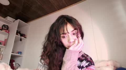 giovanna_oliveria online show from 04/16/26, 07:14