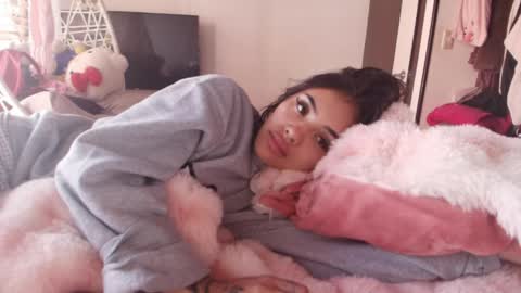giovanna_oliveria online show from 05/30/26, 08:39