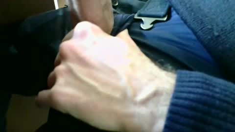 Snapshot of giovet chatting on 02/18/25, 11:33 giovet online show from 02/18/25, 11:33