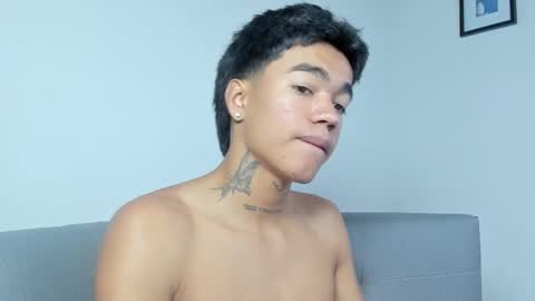 Snapshot of giraldo_giraldo chatting on 01/18/25, 02:02 Giraldo online show from 01/18/25, 02:02