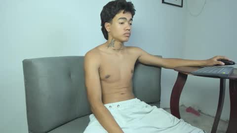 Giraldo  online show from 11/10/25, 07:29