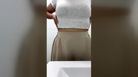 girl433 online show from 12/16/25, 02:00