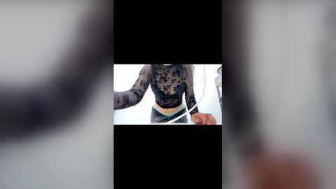 girl433 online show from 12/19/25, 01:07