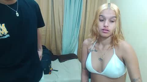 Snapshot of girl_destroy chatting on 09/13/25, 02:28 adara y feelipe very hot sexy couple online show from 09/13/25, 02:28