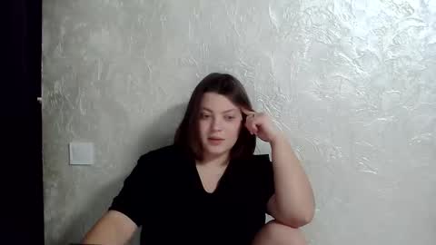 Snapshot of girl_leya chatting on 12/13/25, 09:09 girl_leya online show from 12/13/25, 09:09