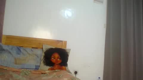 Snapshot of girl_shani chatting on 05/16/26, 07:12 girl_shani online show from 05/16/26, 07:12