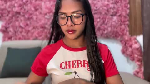 queen ronna online show from 10/07/25, 10:45