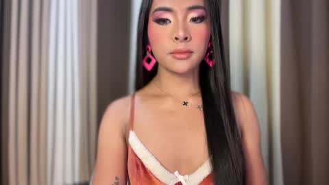 queen ronna online show from 04/12/26, 10:59