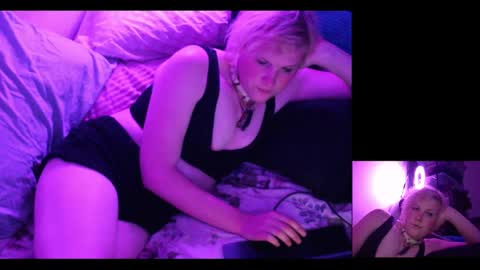 girldell online show from 01/14/26, 03:01