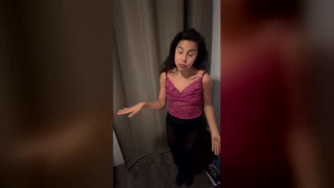 girldulce045 online show from 02/17/26, 10:38