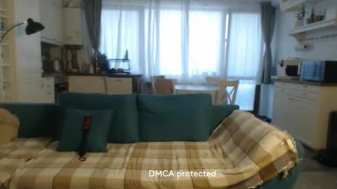 Snapshot of girlfrend10 chatting on 09/15/25, 02:28 Girlfriend online show from 09/15/25, 02:28