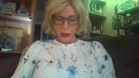 Girlinrock online show from 01/06/26, 01:42