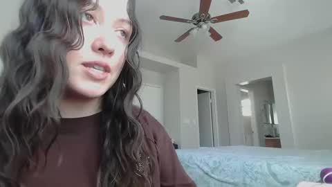 Jasmine online show from 02/11/25, 06:33