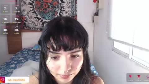 Snapshot of girlredkush chatting on 07/09/26, 02:10 Ann online show from 07/09/26, 02:10