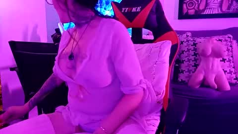 girls227445638252 online show from 03/02/26, 07:15