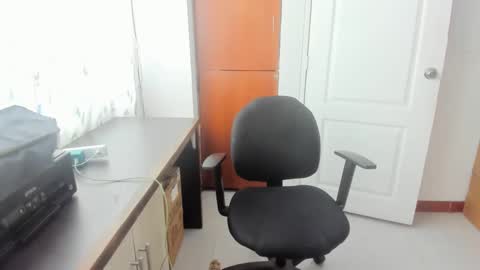 Ela online show from 11/25/25, 02:39