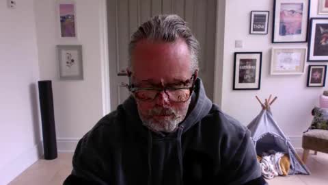 girlsandbikes online show from 02/27/26, 12:05