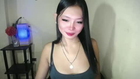 Snapshot of girlstacy_xoxo chatting on 02/19/26, 05:42 Stacy online show from 02/19/26, 05:42