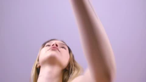 Ella Lisa Chloe online show from 03/28/26, 08:52