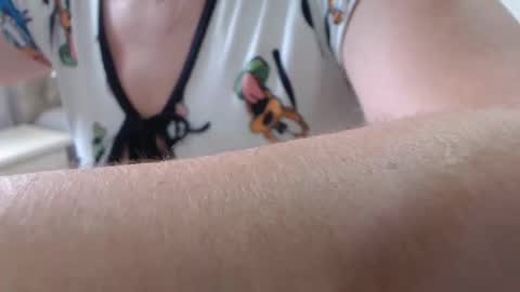 Victoria online show from 12/17/25, 01:50