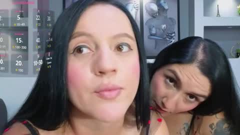 Snapshot of girsl_hot chatting on 04/20/26, 09:16 Violeta y Samantha online show from 04/20/26, 09:16