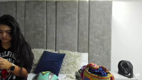     online show from 01/30/25, 11:01