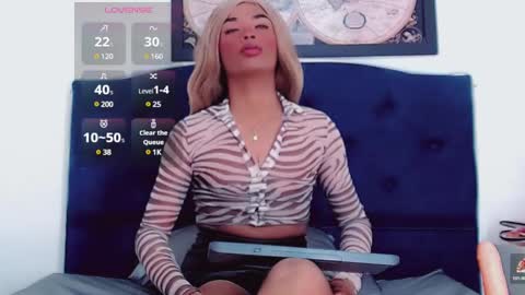 Snapshot of gisele_fox chatting on 01/07/25, 07:38 Gisel online show from 01/07/25, 07:38