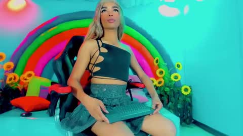 Snapshot of gisele_fox chatting on 01/11/25, 09:04 Gisel online show from 01/11/25, 09:04