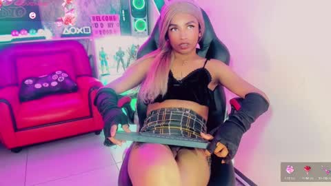 Snapshot of gisele_fox chatting on 02/26/25, 09:48 Gisel online show from 02/26/25, 09:48