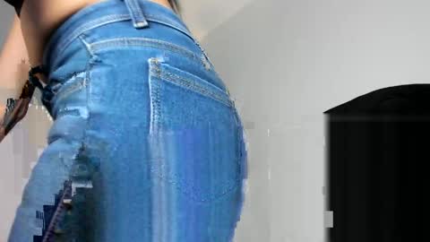 Gisell online show from 05/12/26, 01:41