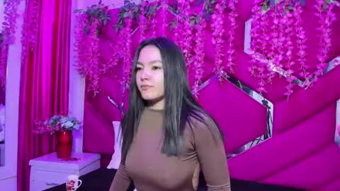 Snapshot of gisell_squirt chatting on 04/18/26, 01:26 gisell_squirt online show from 04/18/26, 01:26