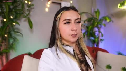 Giselle online show from 04/12/26, 07:52