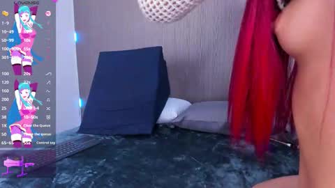 Snapshot of gissell01 chatting on 09/12/25, 04:12 Gigi online show from 09/12/25, 04:12