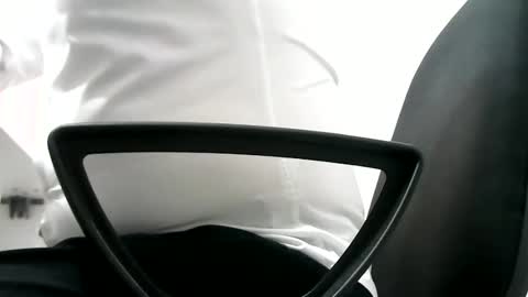 Snapshot of gitano691 chatting on 02/05/26, 12:21 gitano691 online show from 02/05/26, 12:21