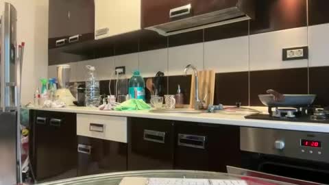 Snapshot of gitanoboy4 chatting on 10/23/25, 08:02 gitanoboy4 online show from 10/23/25, 08:02