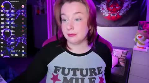 Snapshot of gitera_ chatting on 10/27/25, 11:09 AlexaMillis online show from 10/27/25, 11:09