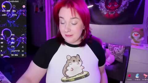 Snapshot of gitera_ chatting on 11/17/25, 10:48 AlexaMillis online show from 11/17/25, 10:48