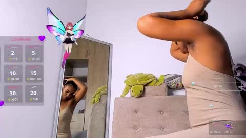 Snapshot of giuliacash chatting on 11/15/25, 10:56 GiuliaCash online show from 11/15/25, 10:56