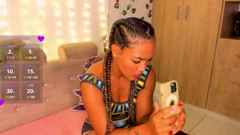 Snapshot of giuliacash chatting on 12/19/25, 12:12 GiuliaCash online show from 12/19/25, 12:12