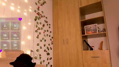 Snapshot of giuliacash chatting on 01/15/26, 10:42 GiuliaCash online show from 01/15/26, 10:42