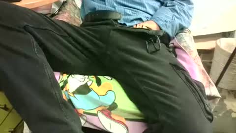 Snapshot of giulio__35 chatting on 02/01/25, 06:54 giulio__35 online show from 02/01/25, 06:54