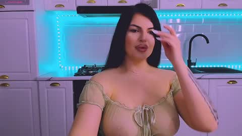 Giulia online show from 03/31/26, 09:04