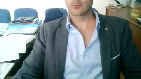 Snapshot of giuseppevai1 chatting on 04/22/26, 09:55 giuseppevai1 online show from 04/22/26, 09:55